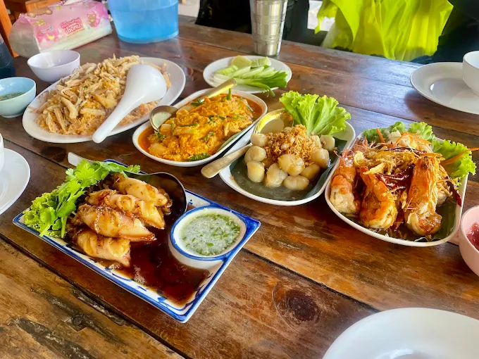 Heiy Moo Local food Rayong